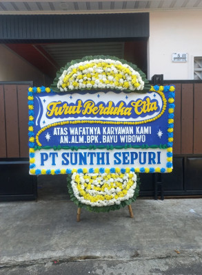 Papan Bunga Duka di Tlogo