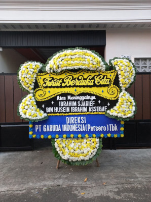 Papan Bunga Duka di Tlogo